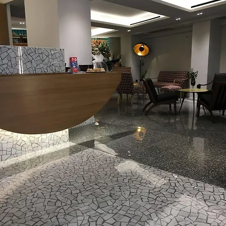 360 Degrees Ξενοδοχείο 3*
